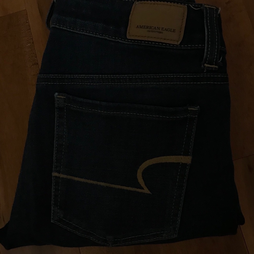 dark washed american eagle jeans